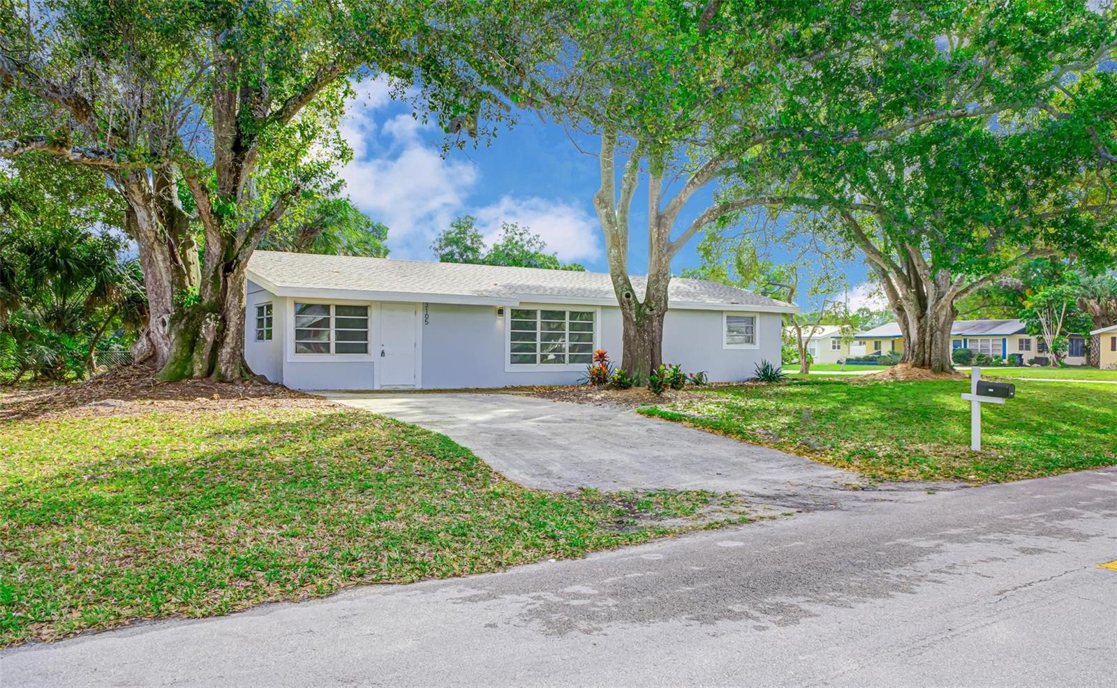 3105 18th Street, Vero Beach FL 32960