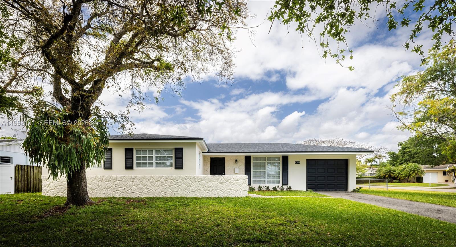 9700 Kendale Blvd, Miami FL 33176