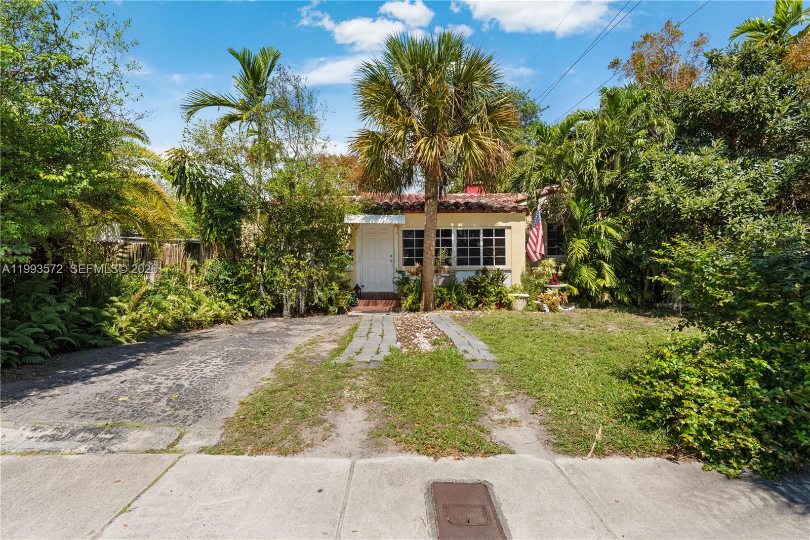 4301 SW 1st St, Miami FL 33134
