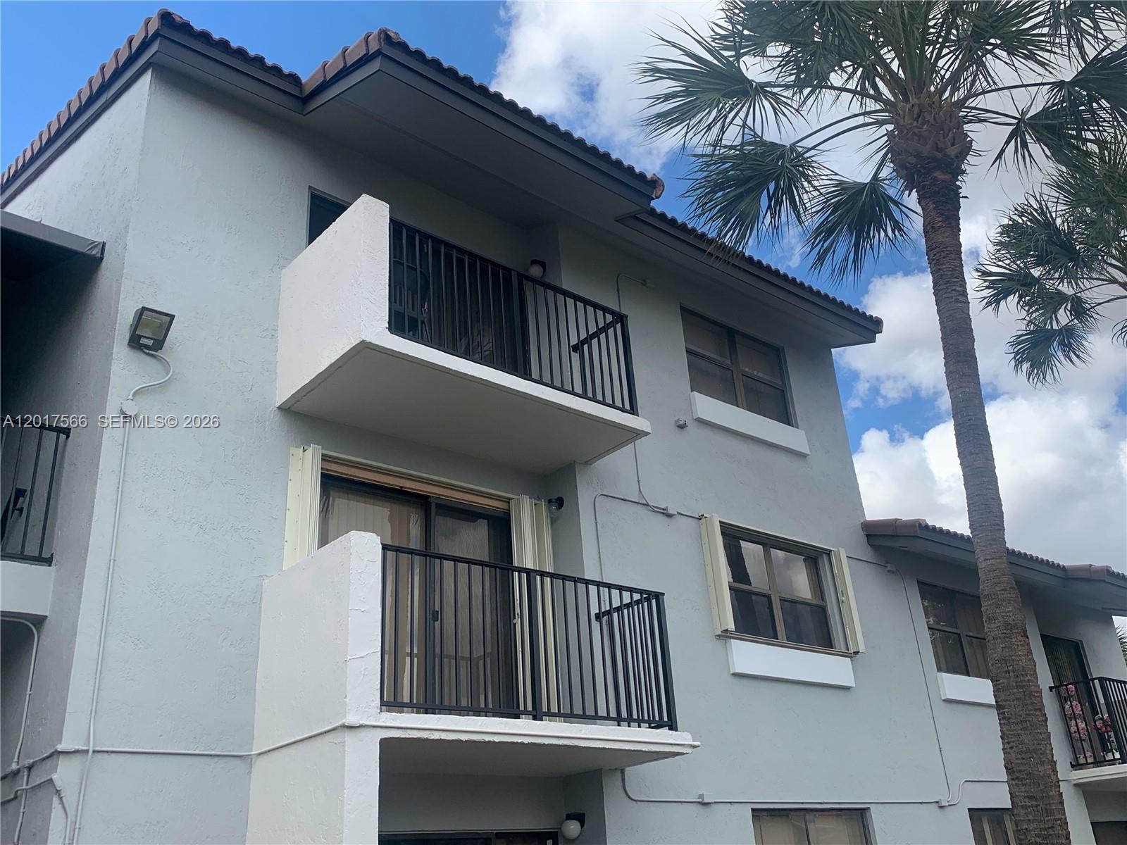 7215 NW 179th St # 206, Hialeah FL 33015