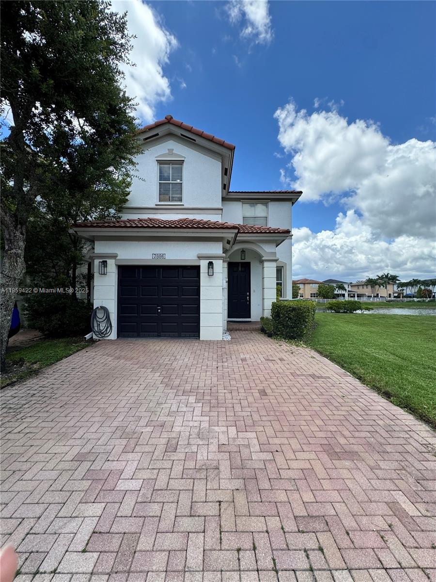 7886 NW 110th AVE, Doral FL 33178