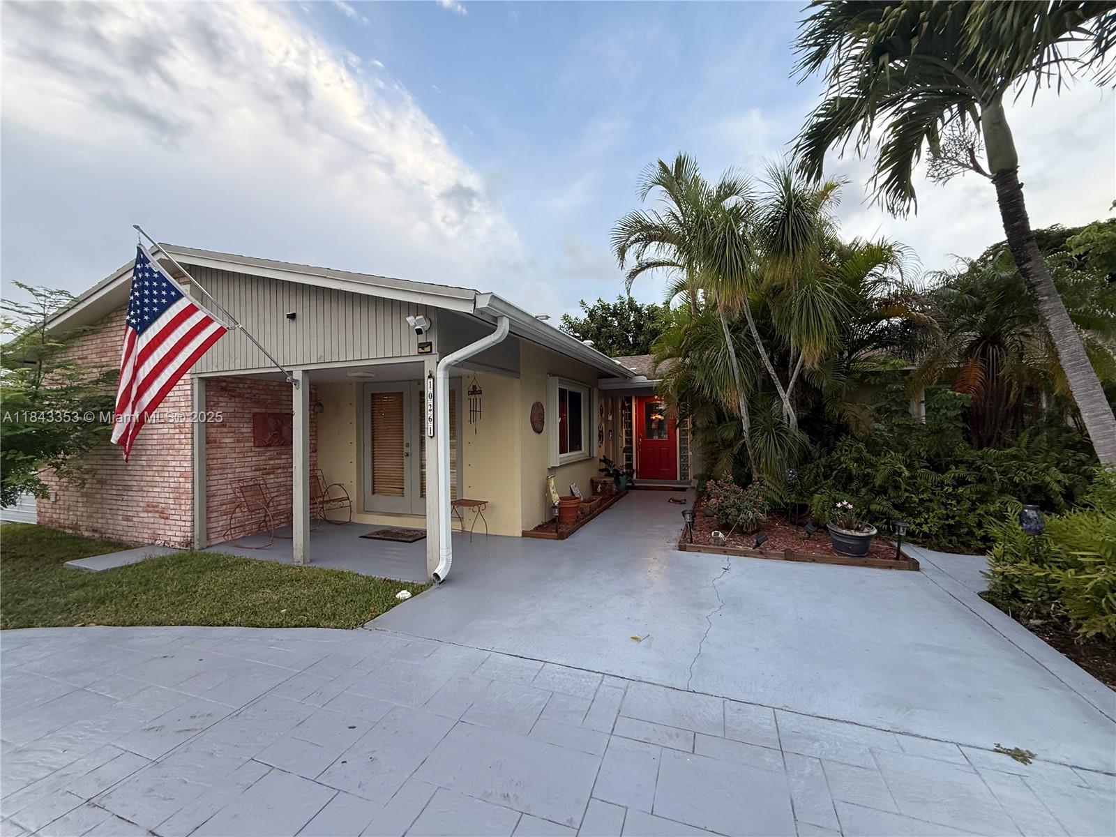 10261 Bonita Rd, Cutler Bay FL 33157