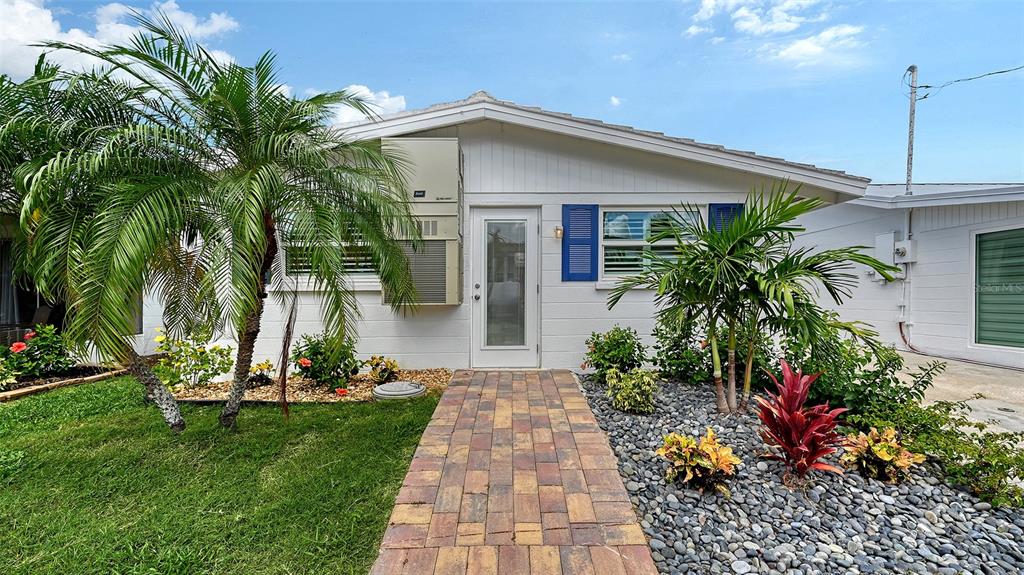6020 MIDNIGHT PASS ROAD UNIT 63, SIESTA KEY, FL — photo 2 of 30