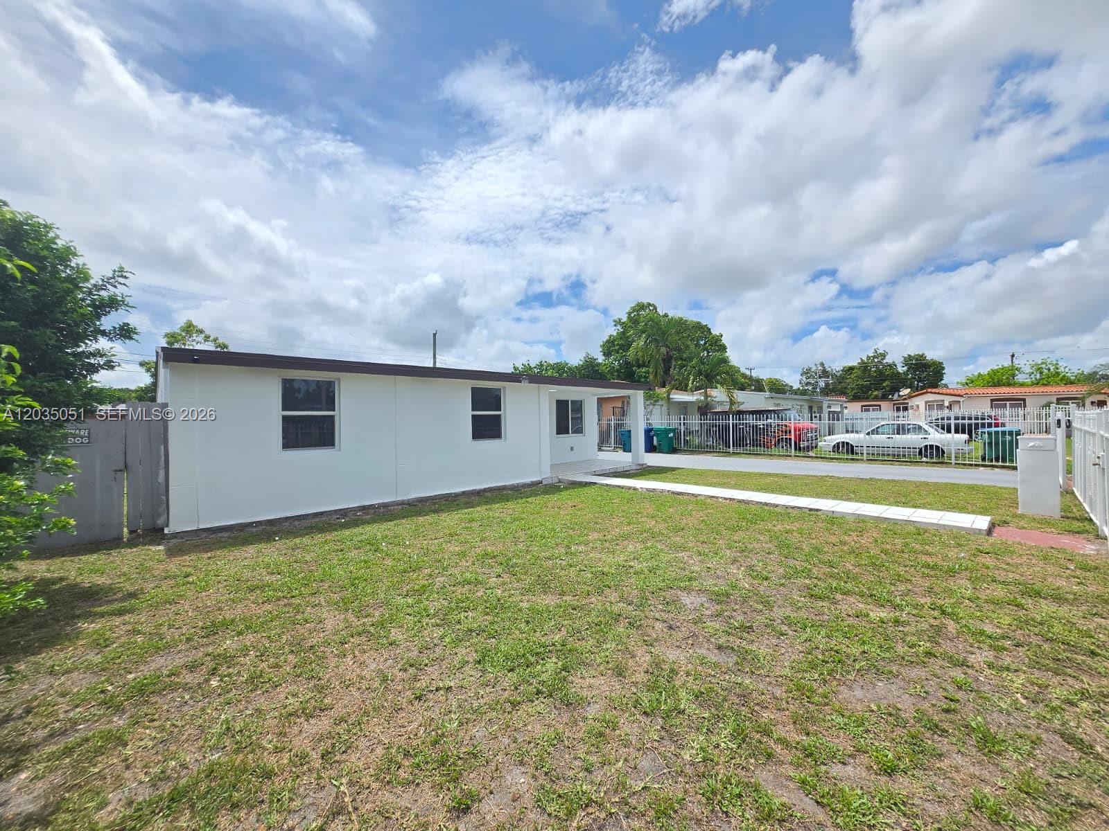 9590 NW 32nd Ct, Miami FL 33147