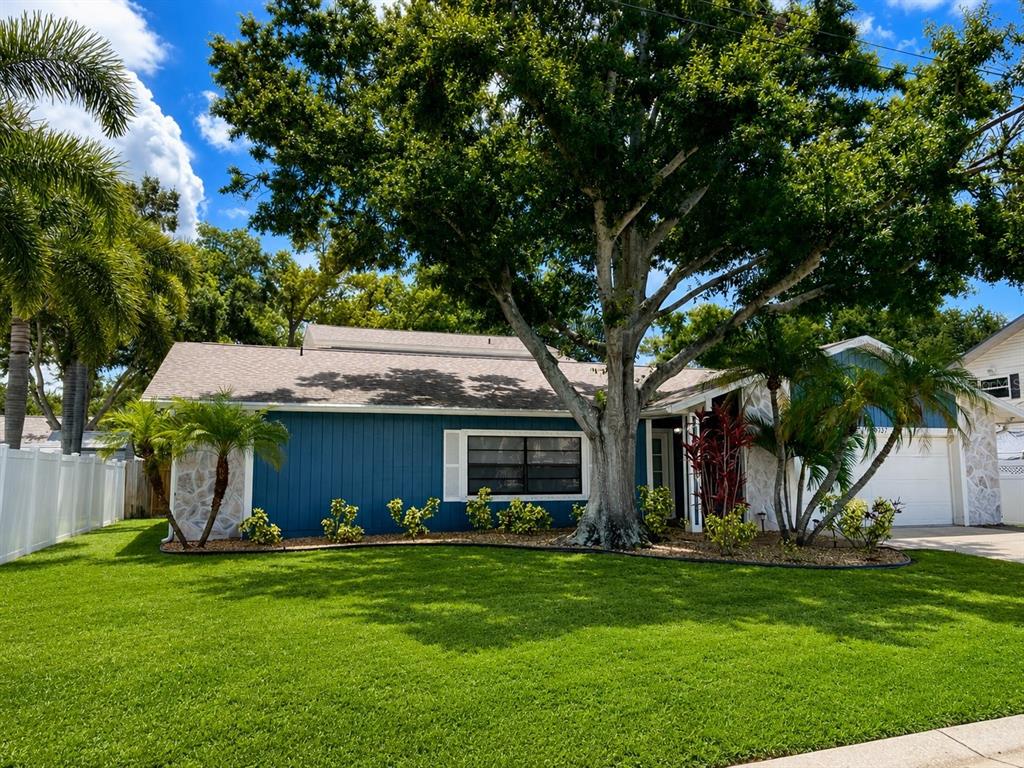 9737 135TH STREET, SEMINOLE, FL — photo 5 of 30