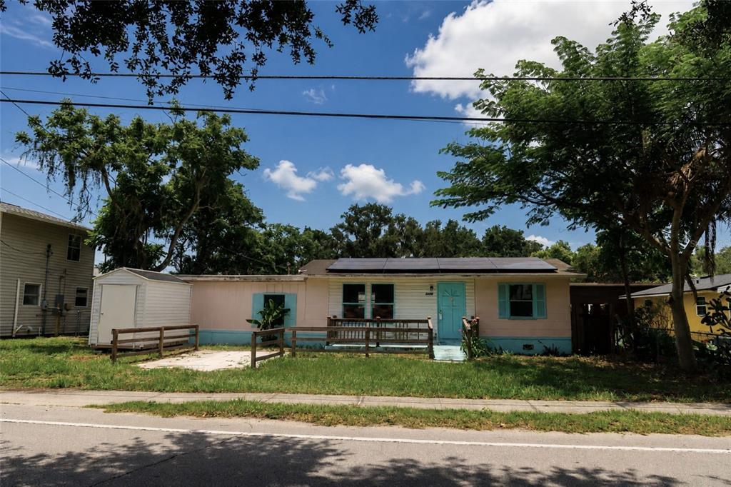 1208 CHERRY LANE