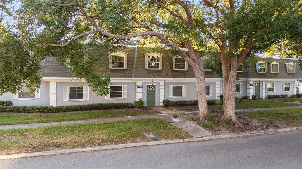 1710 BELLEAIR FOREST DRIVE UNIT D