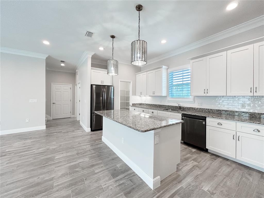 510 DOUGLAS PLACE, DUNEDIN, FL — photo 4 of 30
