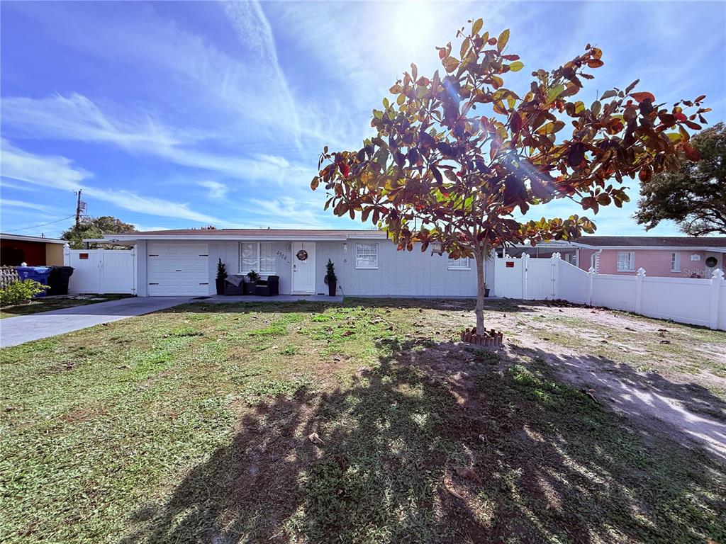 4514 W FERN STREET