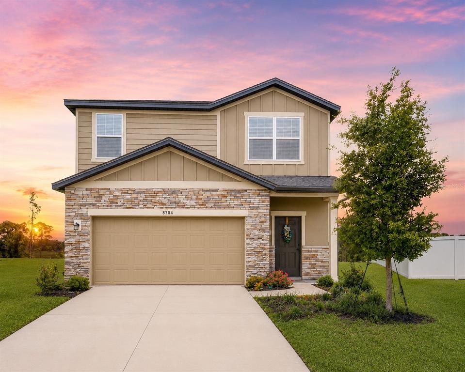 8704 SPORTSMAN LOOP