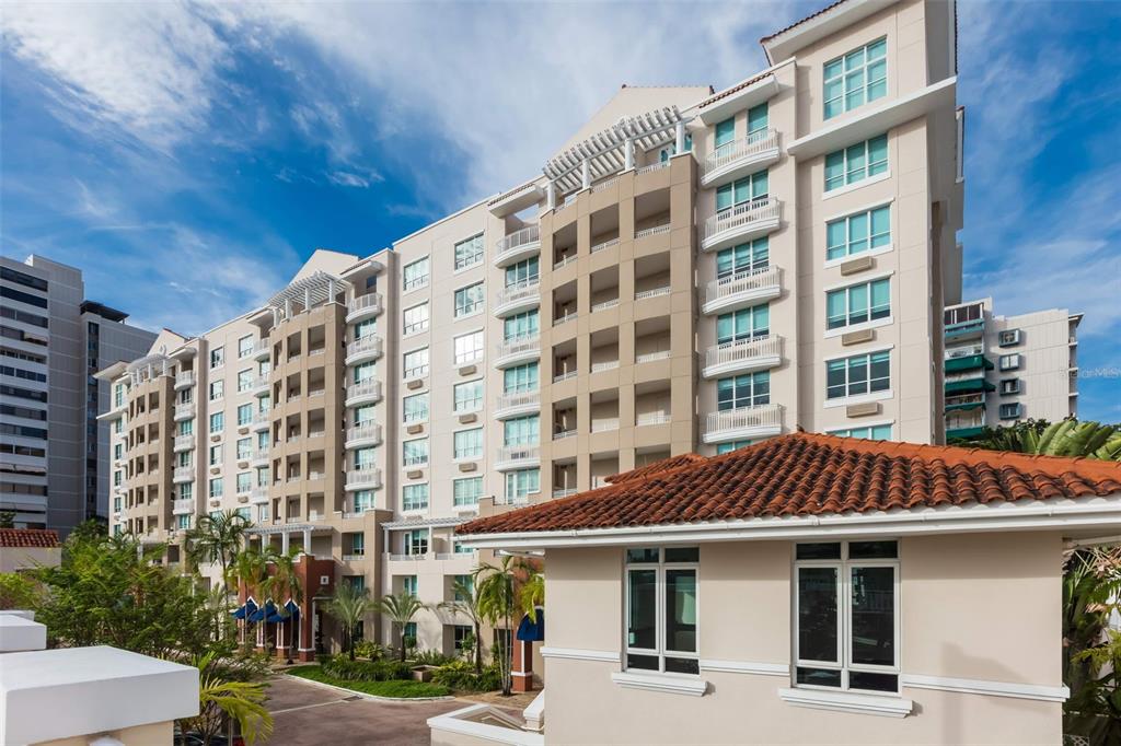 1-02 CAOBA ST SAN PATRICIO AVENUE UNIT 303