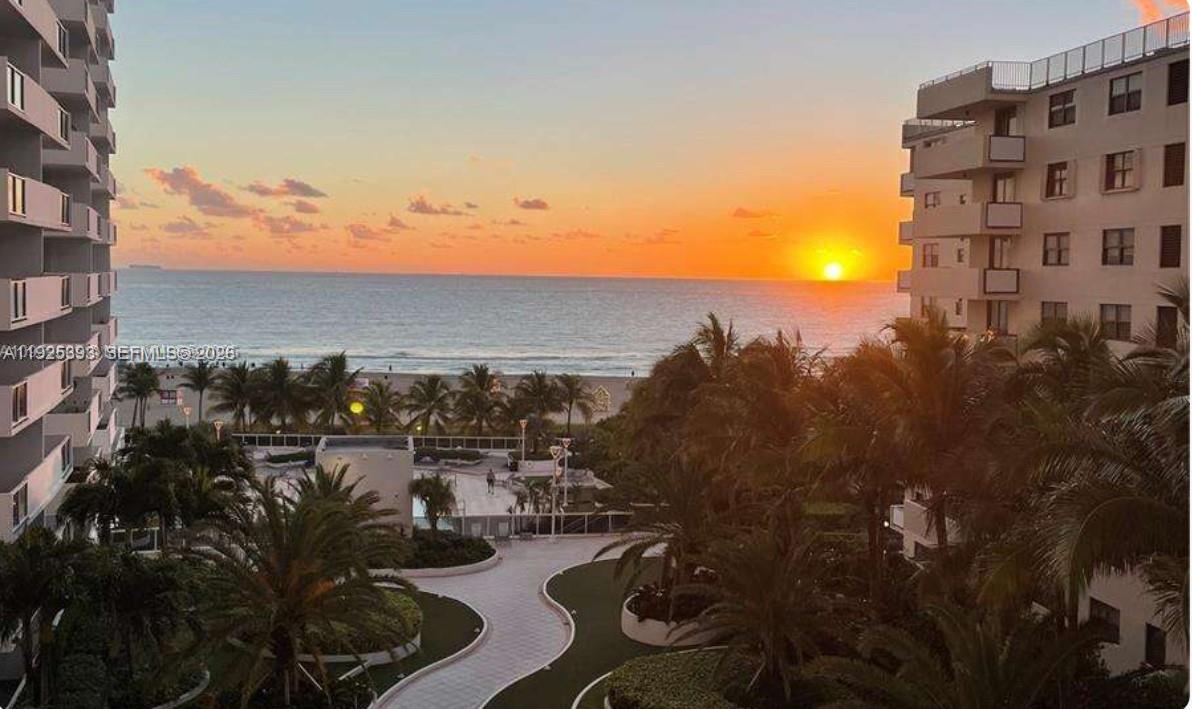 100 Lincoln Rd # 1427, Miami Beach FL 33139