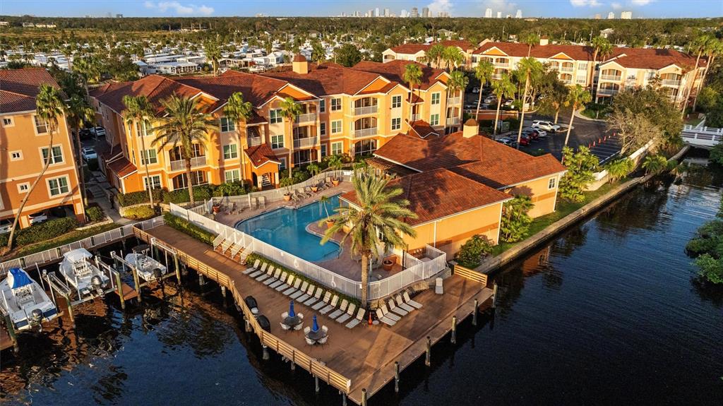 5000 CULBREATH KEY WAY UNIT 4-206