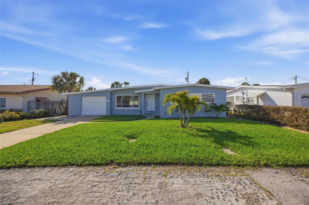 440 89TH AVENUE, ST PETE BEACH, FL — photo 3 of 30