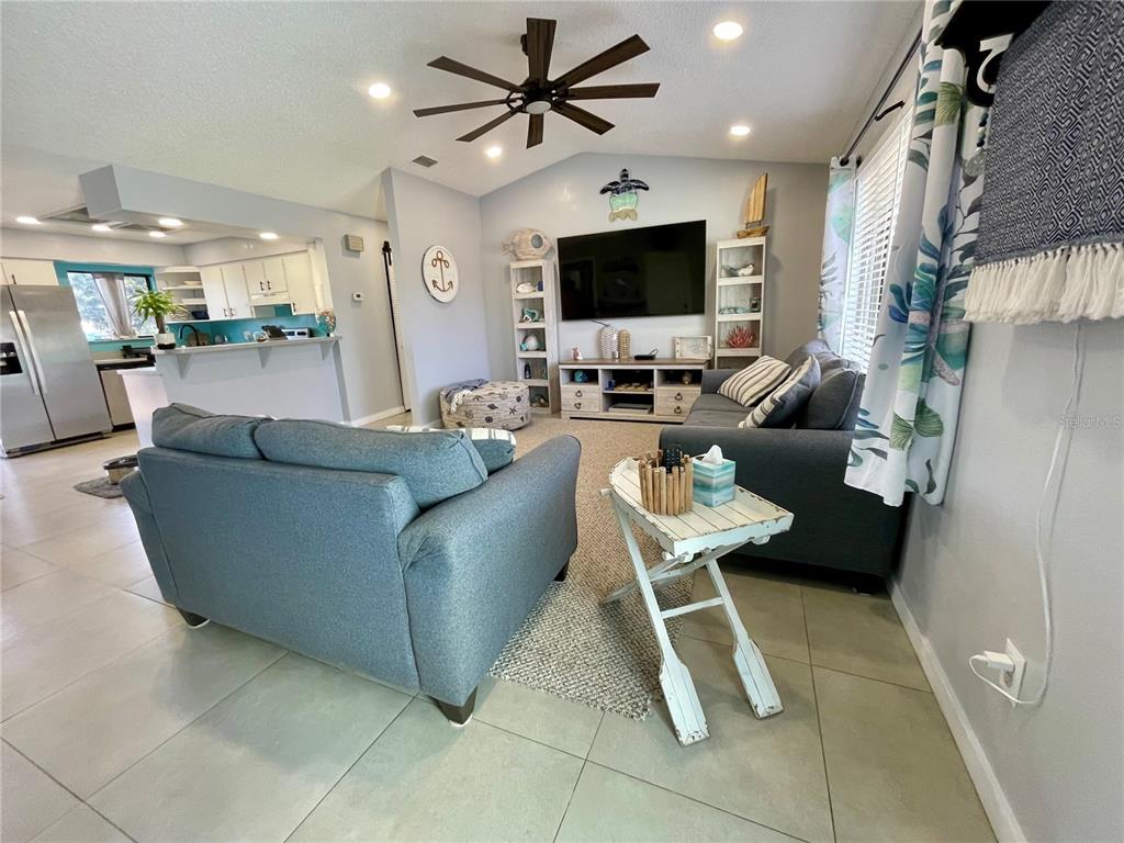3327 PINE TREE DRIVE, EDGEWATER, FL — photo 3 of 30