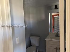 3774 Inverrary Blvd # 305P, Lauderhill FL 33319