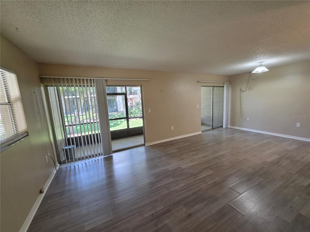 110 CYPRESS WOODS COURT UNIT 12C, DELTONA, FL — photo 3 of 30