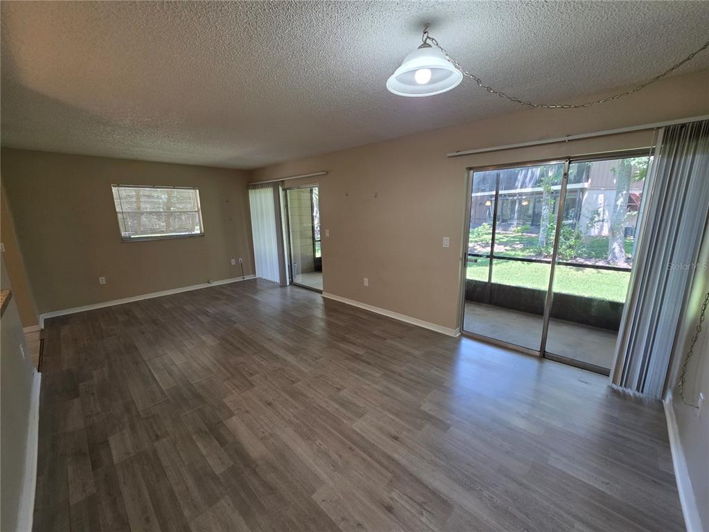 110 CYPRESS WOODS COURT UNIT 12C, DELTONA, FL — photo 4 of 30