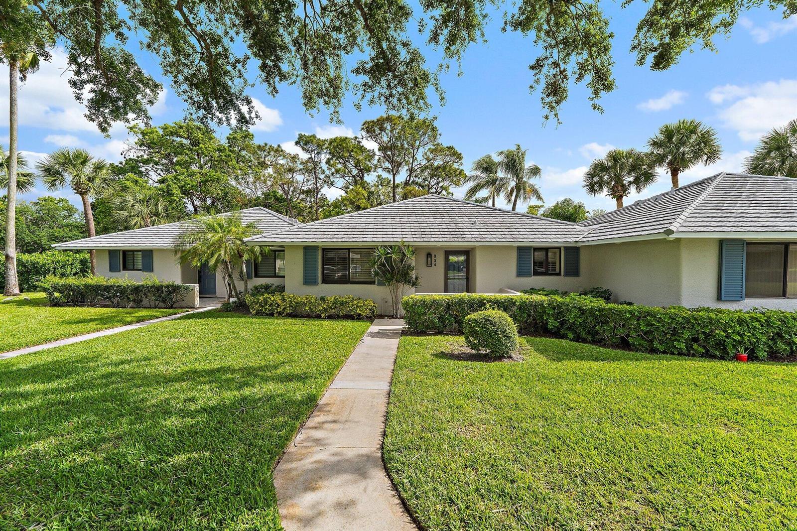 834 Club Drive, Palm Beach Gardens FL 33418
