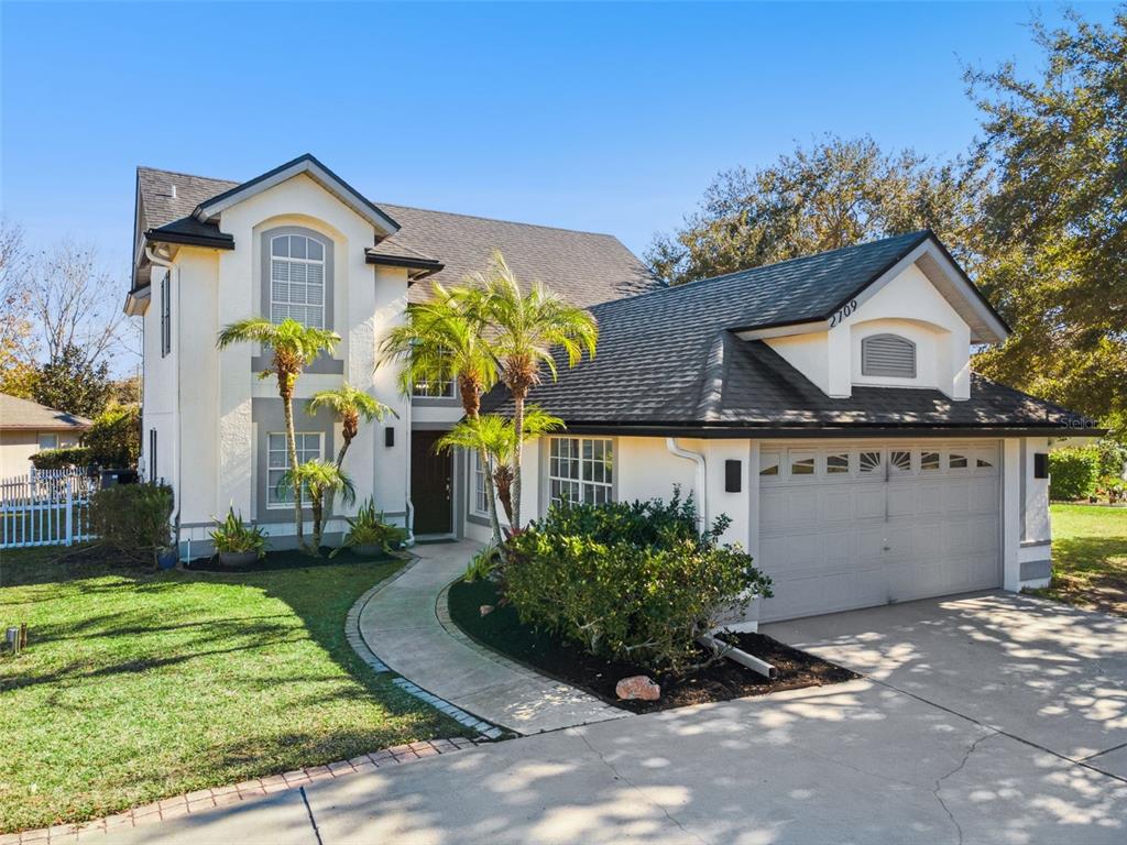 2709 REGENCY OAK LANE