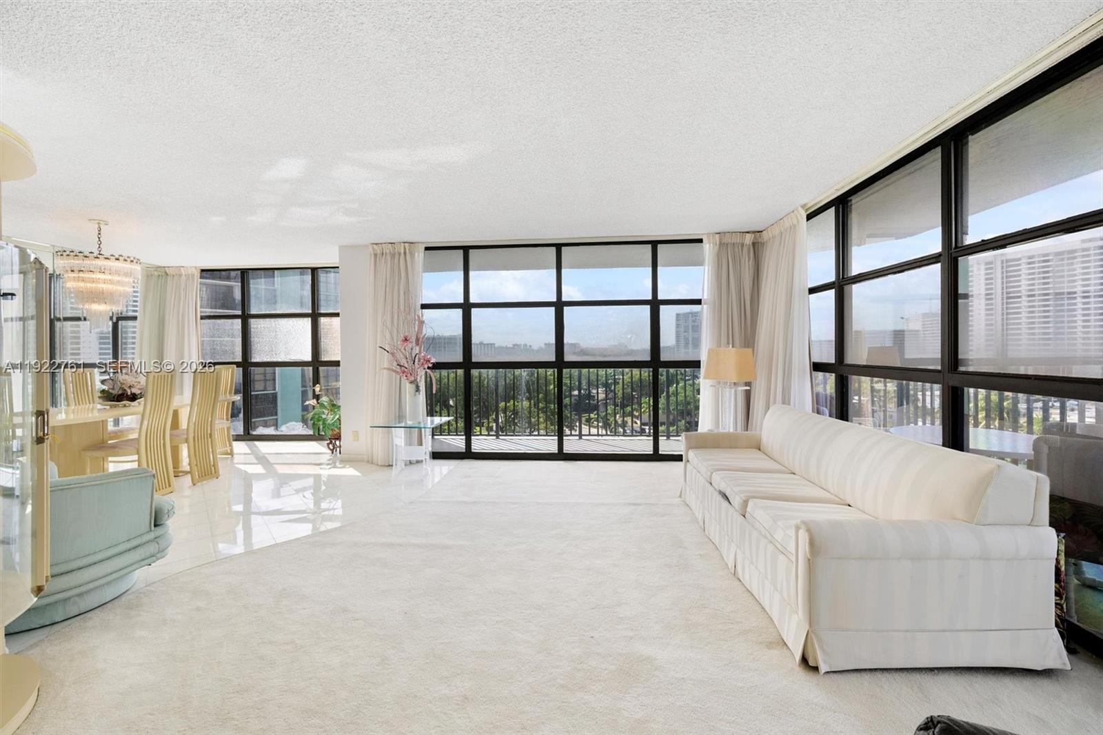 600 Parkview Dr # 831, Hallandale Beach FL 33009