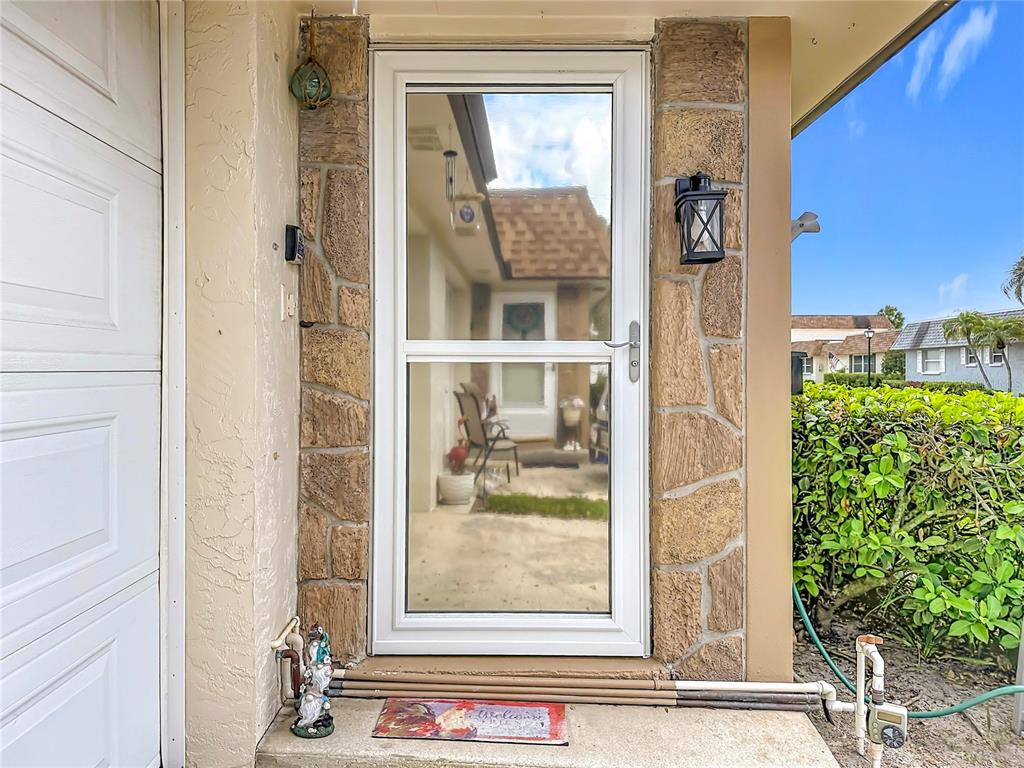 403 MINDY DRIVE, LARGO, FL — photo 2 of 30