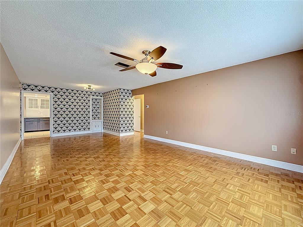 403 MINDY DRIVE, LARGO, FL — photo 3 of 30
