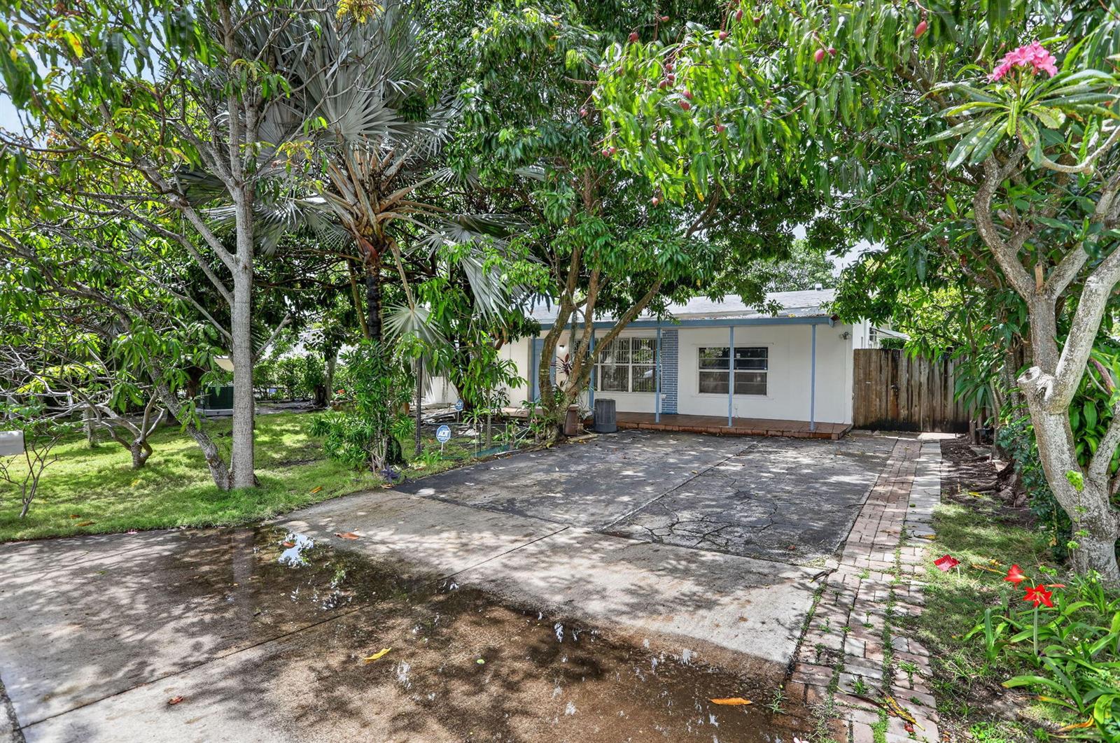 2411 NE 10th Terrace, Pompano Beach FL 33064