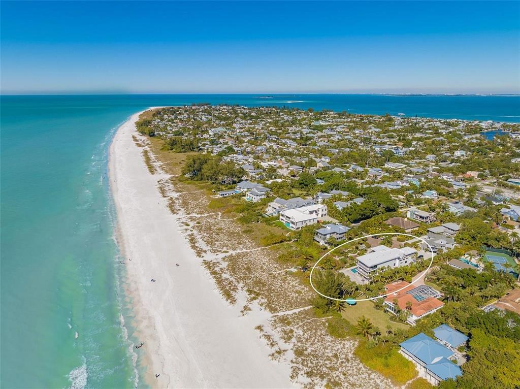 104 SUNSET LANE, HOLMES BEACH, FL — photo 4 of 30