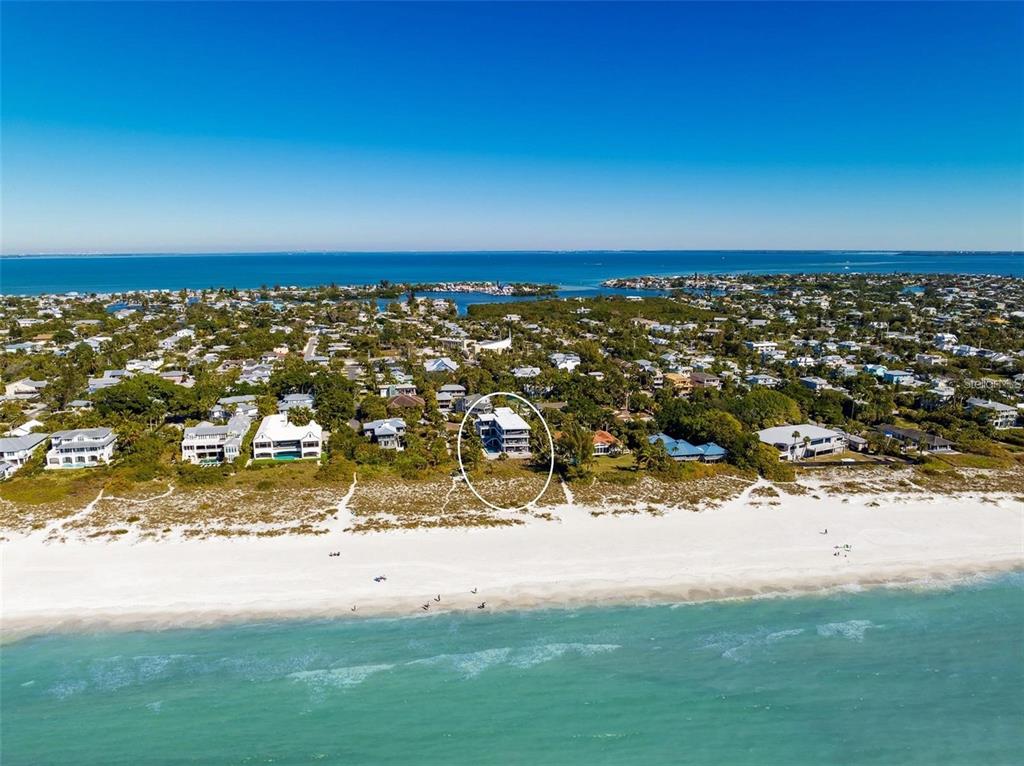 104 SUNSET LANE, HOLMES BEACH, FL — photo 5 of 30