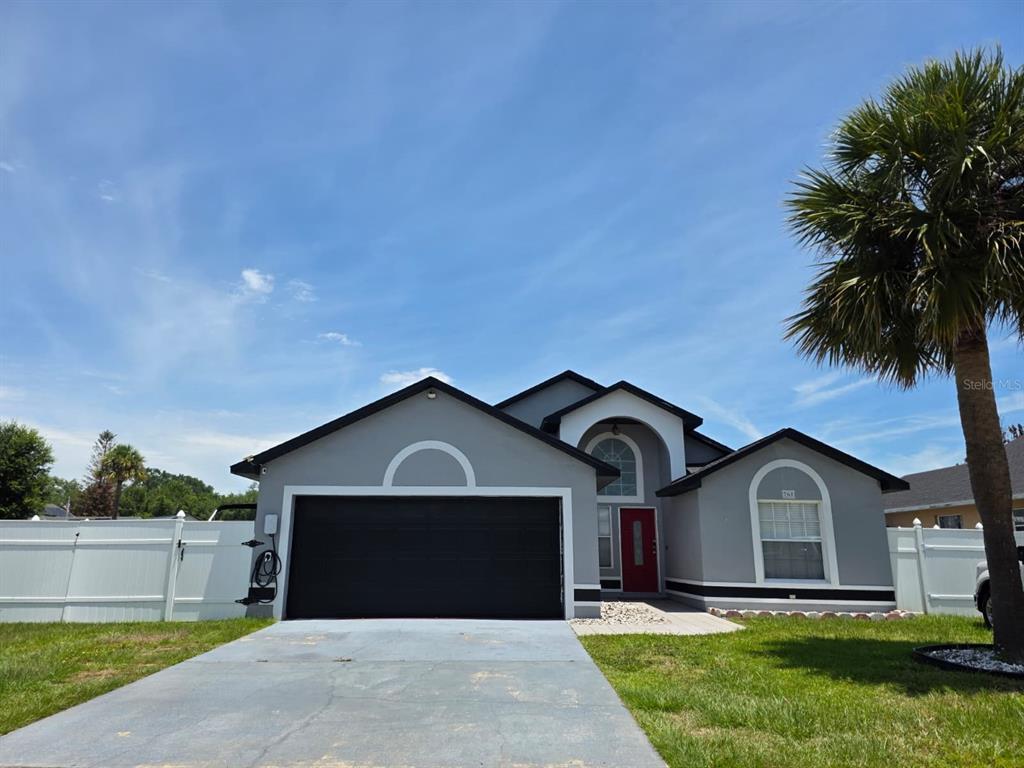 763 COUNTRY WOODS CIRCLE