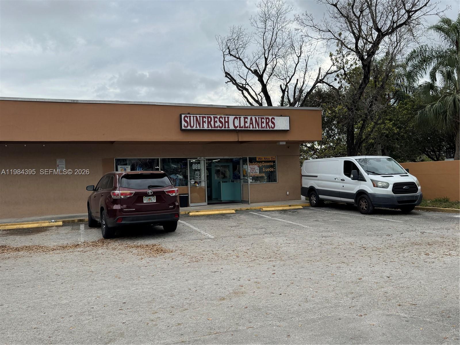 1890 N Pine Island Rd, Plantation FL 33322