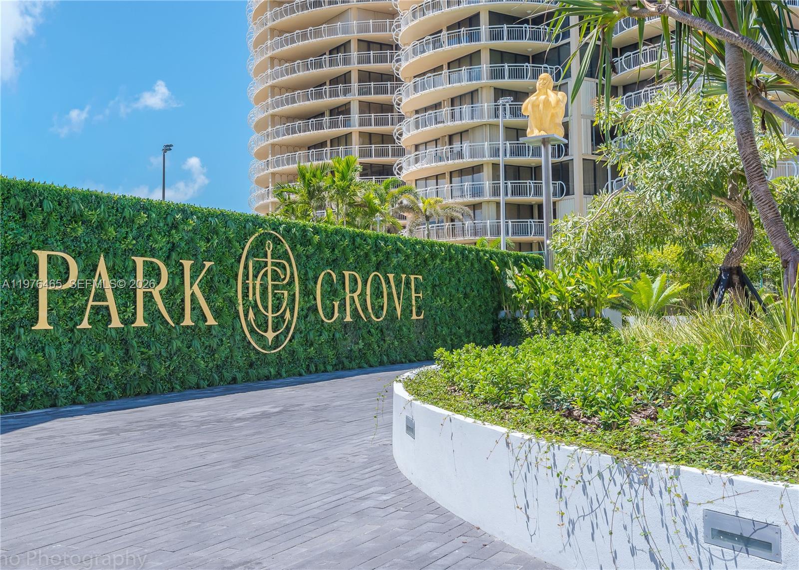 2831 S Bayshore Dr # 808, Miami FL 33133
