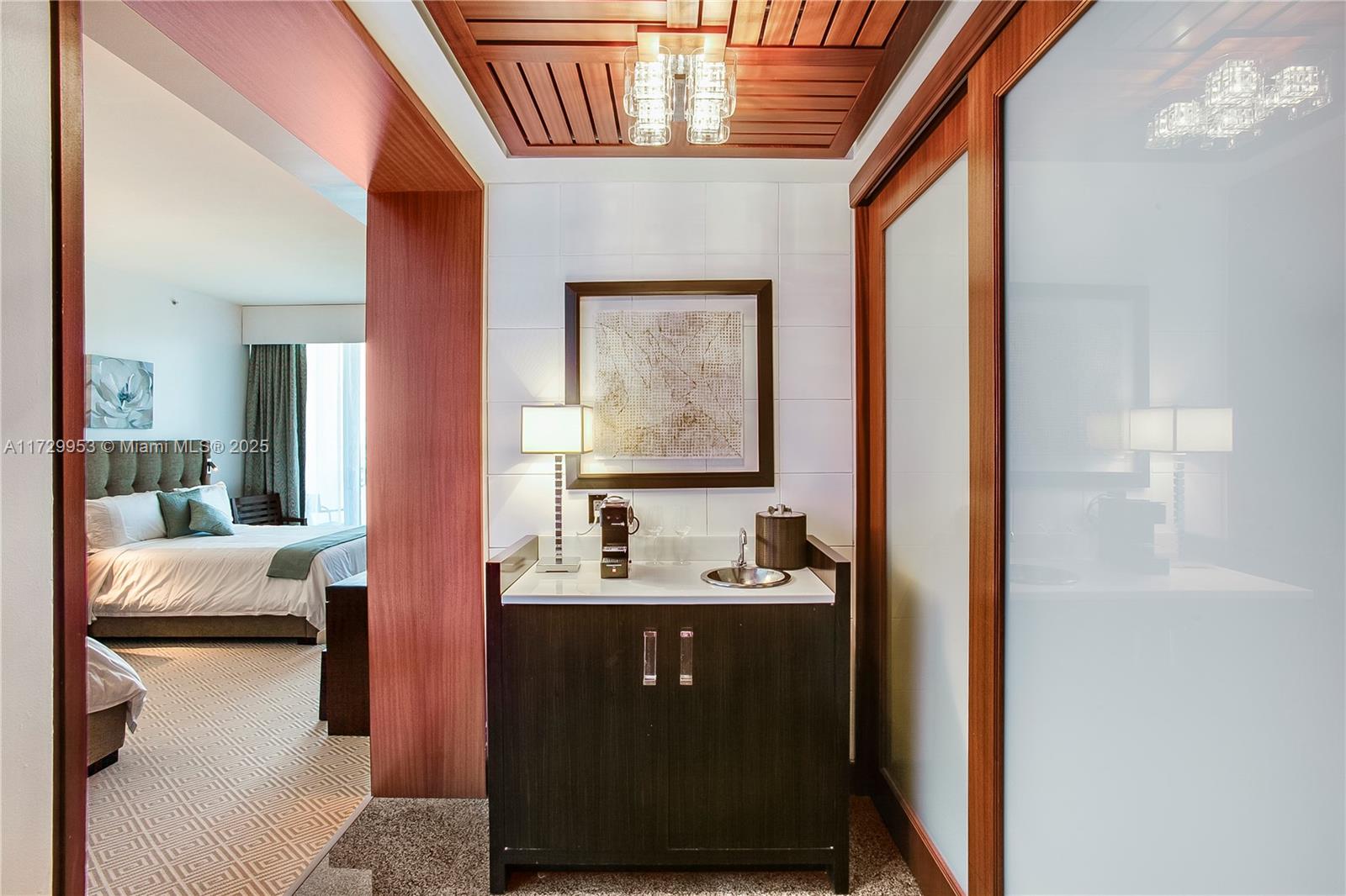 10295 Collins Ave # 1612, Bal Harbour FL 33154