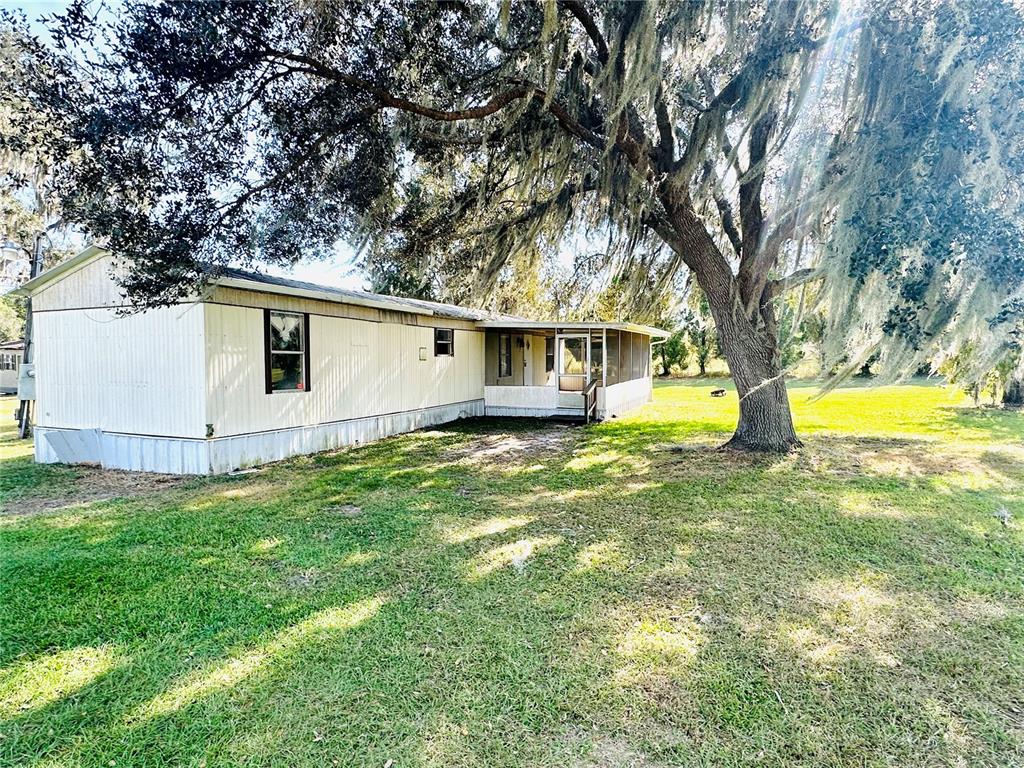 610 GROVE DRIVE