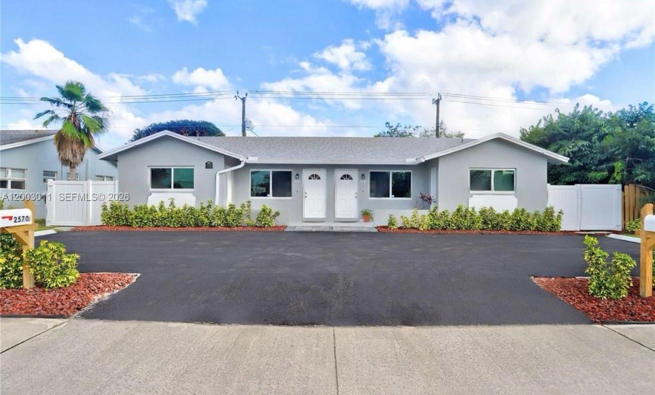 2550 N Dixie Hwy # 2570, Boca Raton FL 33431