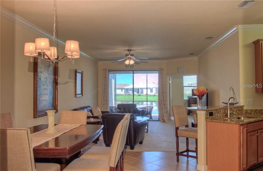 6627 CANDLESTICK DRIVE, BRADENTON, FL — photo 3 of 27