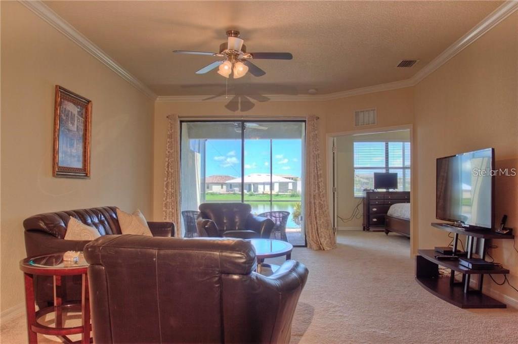 6627 CANDLESTICK DRIVE, BRADENTON, FL — photo 4 of 27
