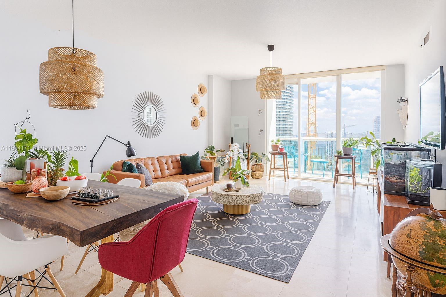 31 SE 5th St # 4016, Miami FL 33131