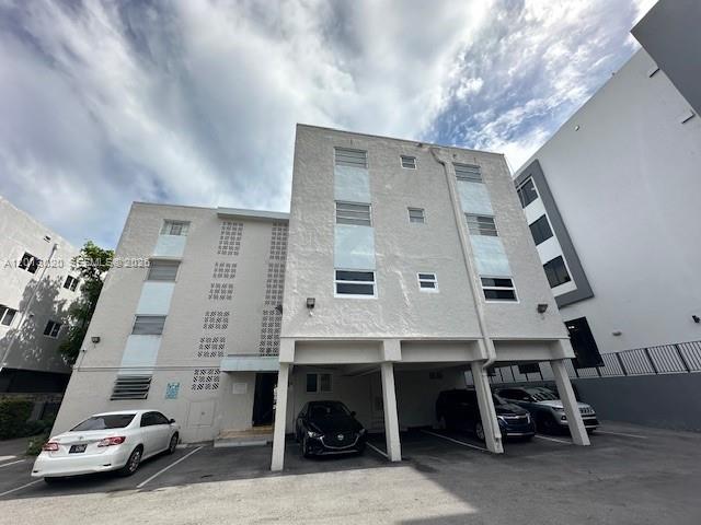 1337 NW 1st St # 14, Miami FL 33125