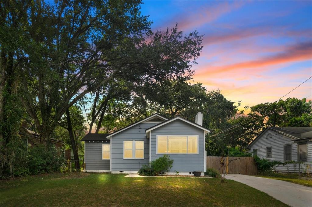 2262 BAYVIEW ROAD