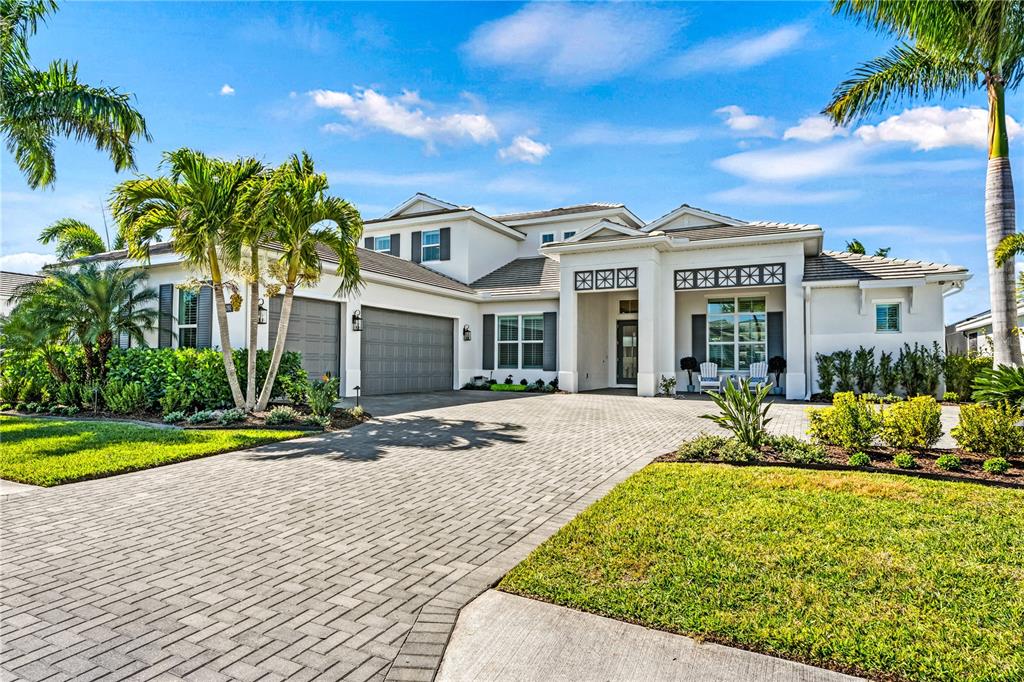 8281 REDONDA LOOP