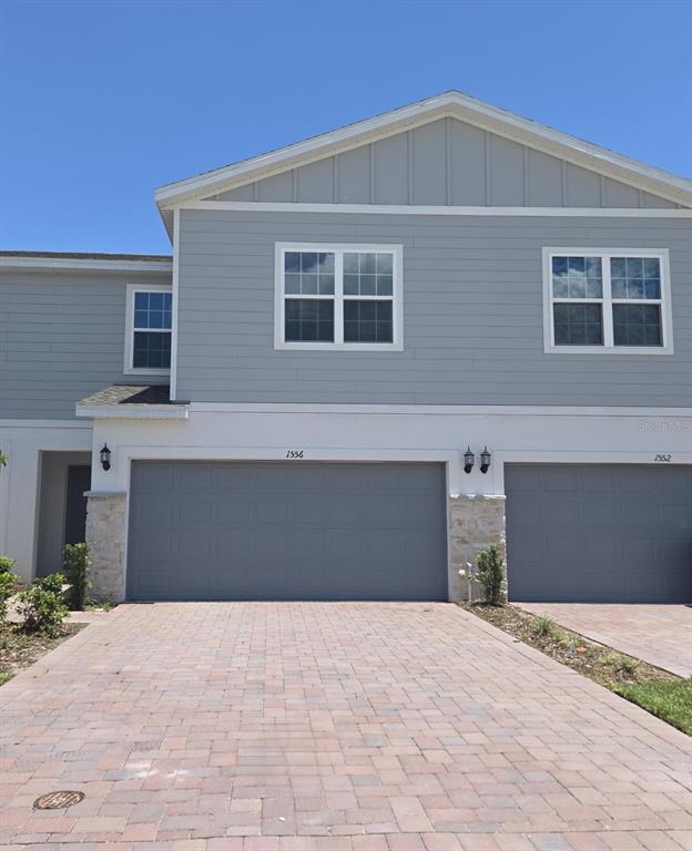 1556 CLOUDY COURT