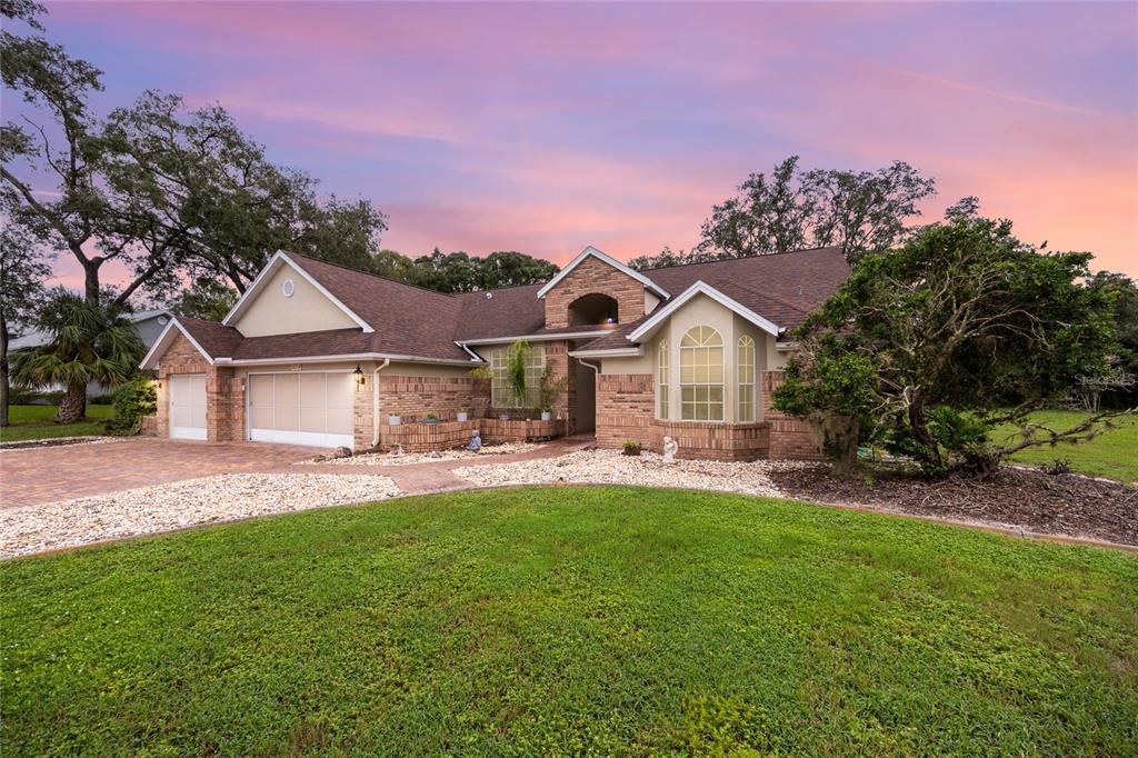 18739 BASCOMB LANE