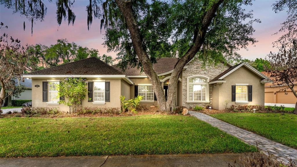 6883 LACY DRIVE