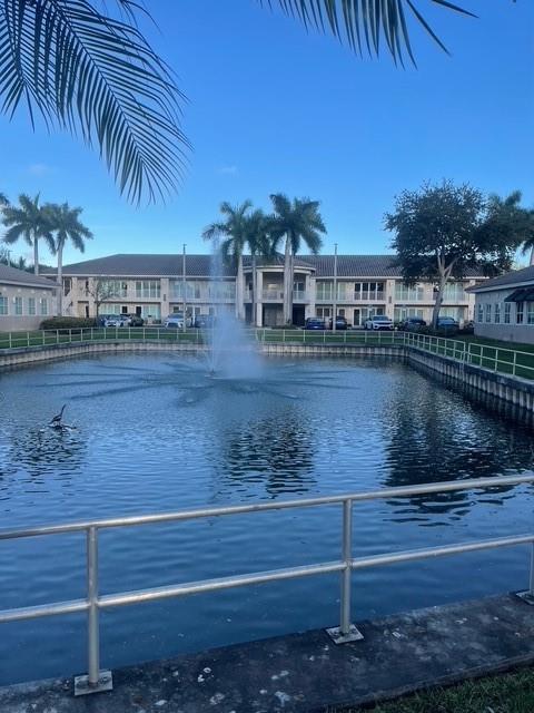 5220 University Drive # 109c, Davie FL 33328