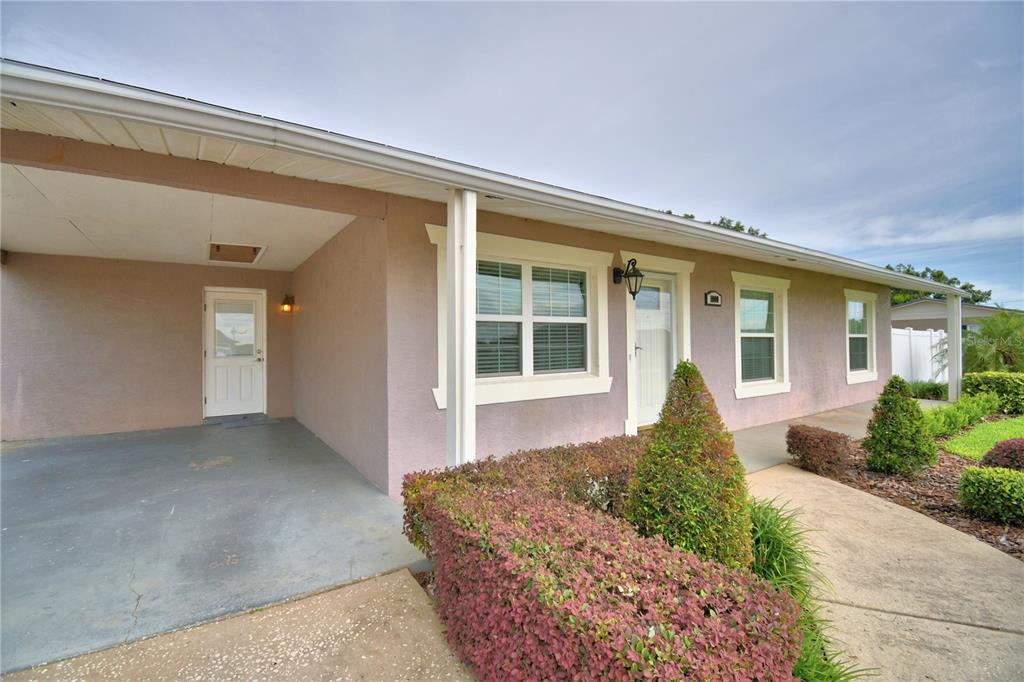 1000 THOMPSON AVENUE