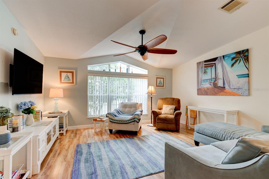 387 MARSH LANDING LOOP, OAK HILL, FL — photo 5 of 30
