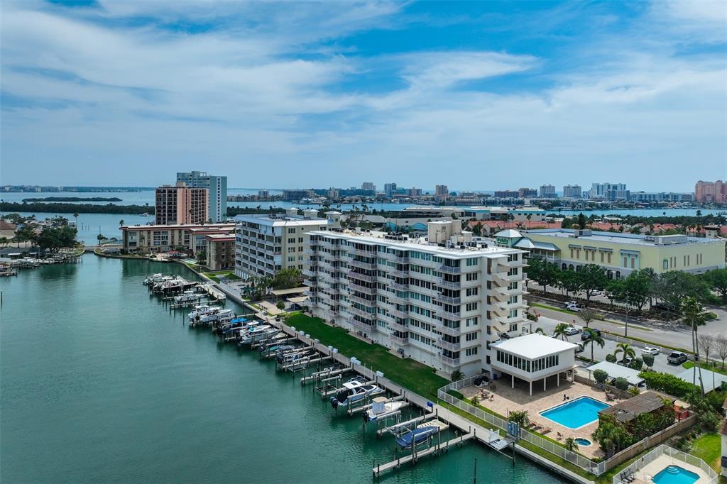 223 ISLAND WAY UNIT 5D