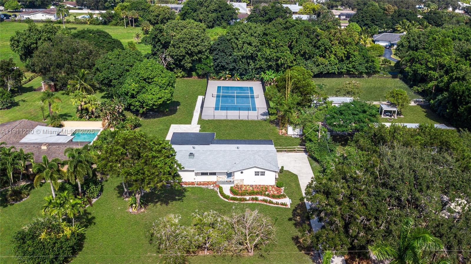 13791 SW 18th Ct, Davie FL 33325